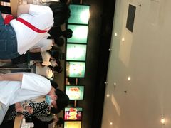 -星巴克臻选(莘庄仲盛店)
