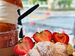 -Cha Café and Bistro