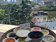 -包整·丝娃娃(一览甲秀楼风景店)