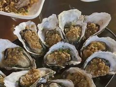 -三亚火车头万人海鲜广场