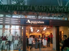 -东荟城名店仓