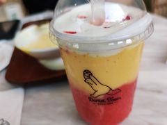 草莓芒果-丹礼糖甜品