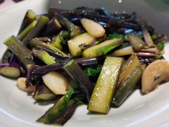 炒青菜-费大厨辣椒炒肉(高铁吾悦广场店)