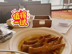 鲍汁凤爪-白天鹅宾馆-宏图府餐厅
