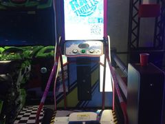 -世代星球·保龄球·镭战真人CS·团建(杨浦店)