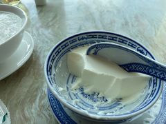 -香港百合居(LCM置汇旭辉广场店)