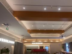 -肥肥虾庄·金牌油焖大虾(汉口城市广场店)
