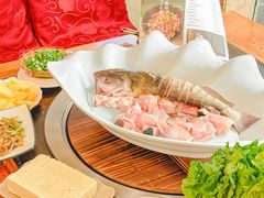 -老刘生态大鱼坊铁锅炖鱼(赛马场店)