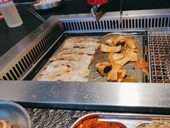 -俊熙家点餐式自助烤肉店(南充王府井店)