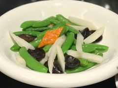 甜豆云耳炒山药-鹿港小镇(金虹桥国际中心店)