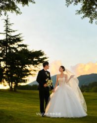 -雪中彩影婚纱摄影·微光艺术中心