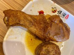 -顺溜·手工刀削面·黑金店(铜锣湾店)