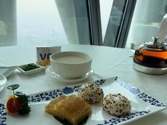 -广州塔晖粤轩中餐厅