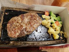 -必胜客(WOW中央公园店)