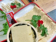 -刘一锅筋头巴脑(鲅鱼圈万达店)