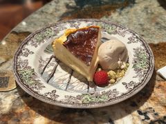 布朗石烤巴斯克芝士蛋糕-BROWNSTONE布朗石西班牙餐厅(富城店)