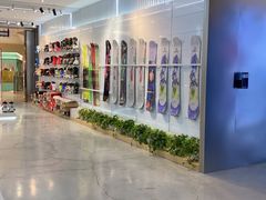 -Hopo Snow 城市滑雪空间(滨江宝龙城店)