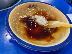 传统冰粉-马路边边麻辣烫联盟路店