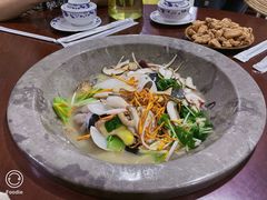 -姚记抚仙湖野生菌石锅鱼庄
