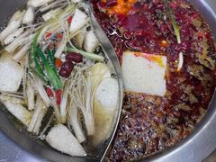 -沸炉重庆老火锅(军事博物馆店)