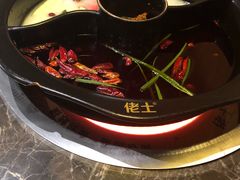 -佬土鹅肠火锅(解放路店)