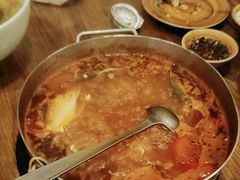 -亮欢寨酸汤鱼(沙冲路店)