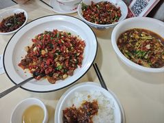 -笨罗卜浏阳菜馆(太平街店)
