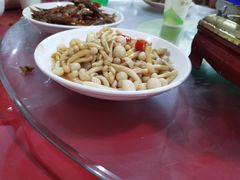 吵菌菇-黄牛肉馆·皖南土菜