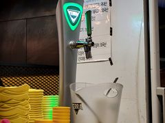 -BHC炸鸡(明洞总店)