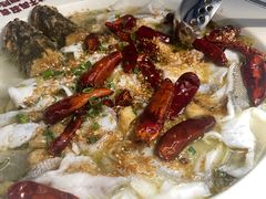 -鱼亨小鲜酸菜鱼(大信店)