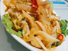 酸辣无骨凤爪-滕记星发餐室·新加坡菜(巨鹿路店)