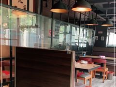 -阿洪锅贴王(小吃城店)