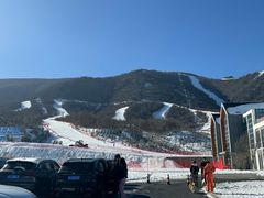 -鳌山滑雪度假区
