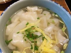 -新梅华·茶点餐厅(欧尚店)