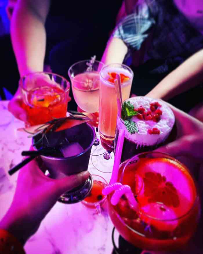 西界音乐餐酒吧(陕西南路店)-"朋友大力推荐第一家下酒菜很赞很赞的