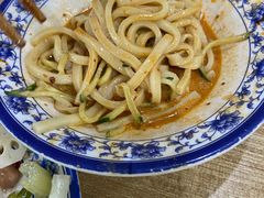 麻酱凉皮-清真老铁家灌汤包