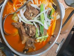 -耶里夏丽·丝路国际新疆菜·清真食品(徐汇南丹东路臻选店)