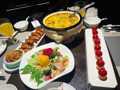 -江上荟·创意中国菜(绿地缤纷城店)