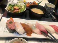 -家贺屋刺身寿司专门店