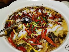 -江渔儿酸菜鱼专门店(明珠广场店)
