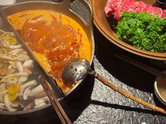 -三出山火锅(南京万象天地店)