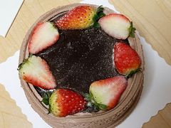 巧克力草莓蛋糕-勒甜LO CHO·私人订制低糖代糖纯动物奶油生日蛋糕(新开路店)
