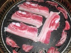 -嘿嘟嘟·肋条烧肉放题(爱融荟城店)