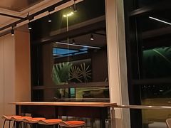 -星巴克(浦东机场T2到达店)