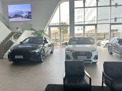 -上海冠松华奥奥迪4S店(张江店)