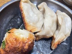 -黄阿姨锅贴大王(万航渡路店)