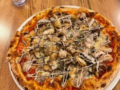 -城市大道红炉披萨烘焙坊