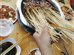 -李记称盘牛杂串串(广厦店)