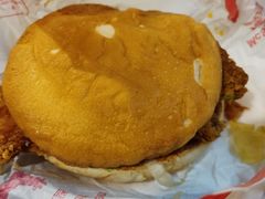 -麦当劳(得来速车道点餐 五里墩店)