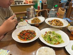 -钵家大院·地道湖北菜(江夏·大花岭店)